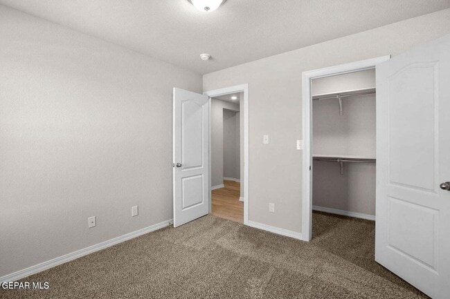 Building Photo - 14581 Firewheel Ave