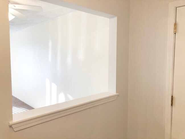 Building Photo - 395 Merrimack St