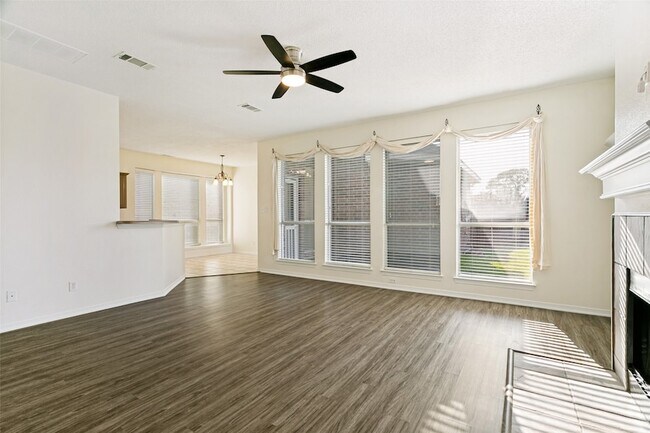 Building Photo - 4149 Creekmeadow Dr