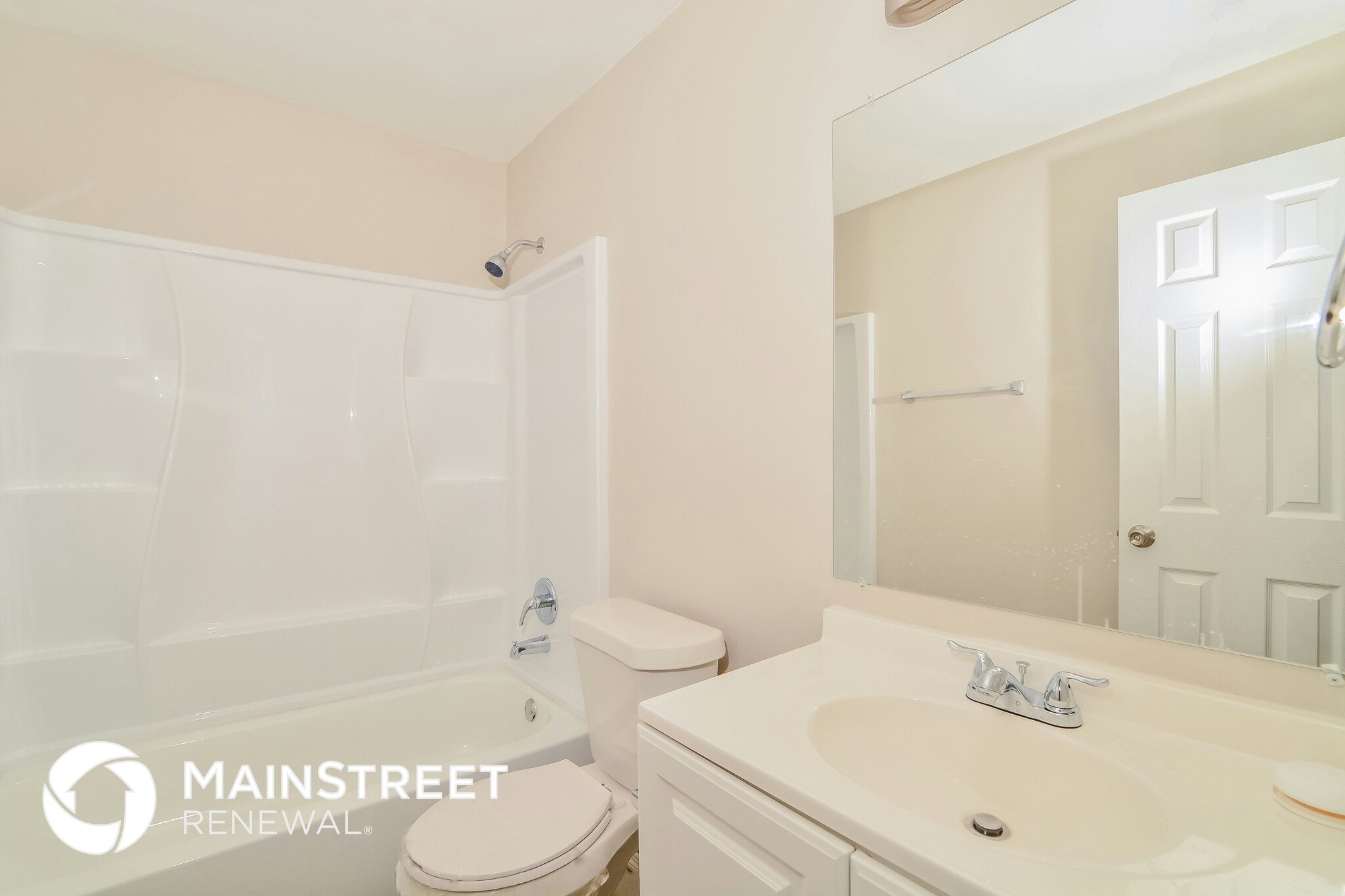 Building Photo - 7608 Lakeside Woods Dr