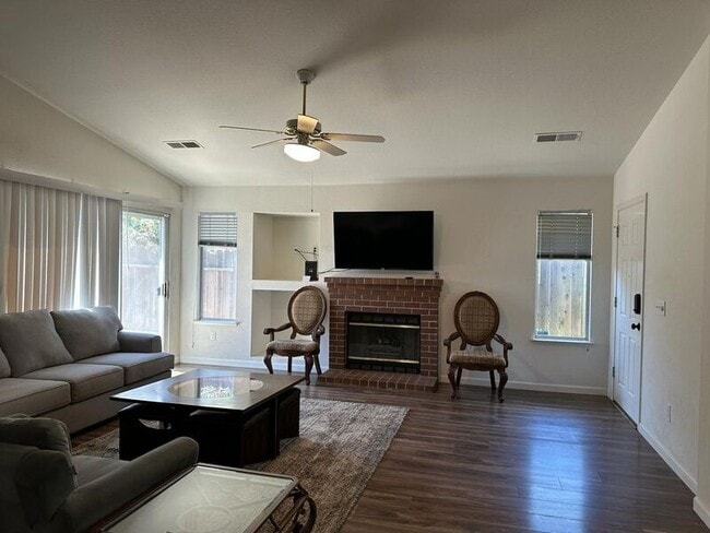 Building Photo - 8048 Andante Dr