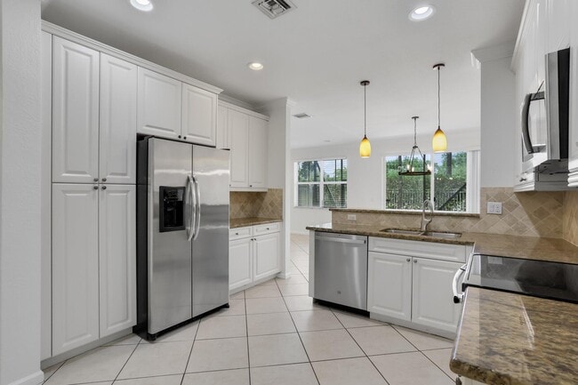 Building Photo - 4719 N Prive Cir