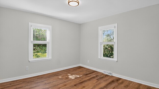 Building Photo - 3582 N Milford Rd