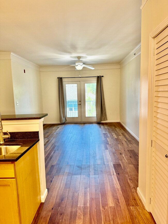 Building Photo - 1755 Central Park Rd