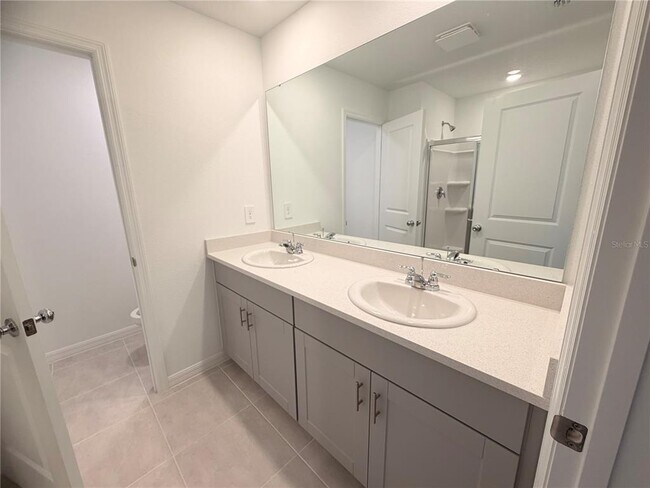 Building Photo - 4718 Yellow Elder Wy