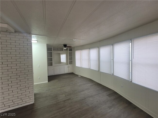 Building Photo - 367 MacFarland Ave