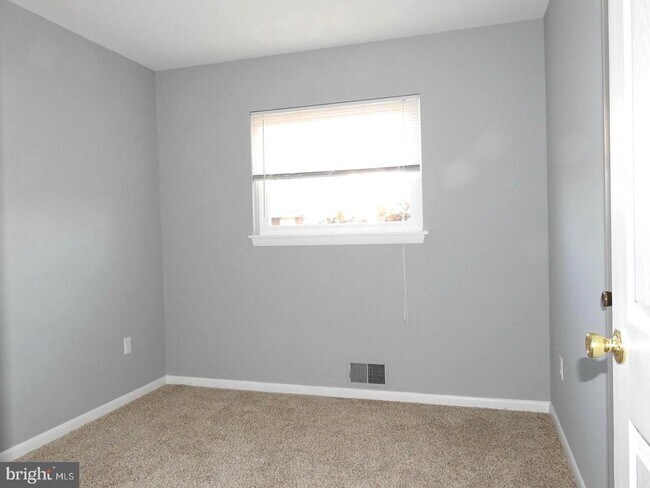 Building Photo - 5934 Central Ave