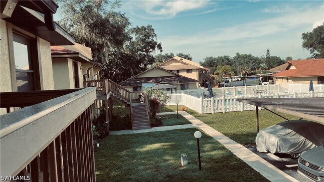 Building Photo - 2137 Golfside Village Dr