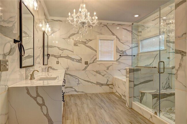 Building Photo - 4527 Bridgeway Rd