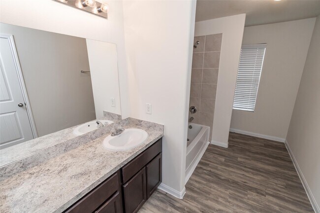 Building Photo - 10114 Piave Drive