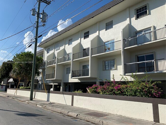 Building Photo - 5731 NW 37th St