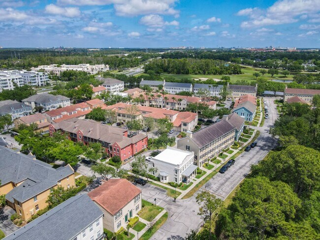 Building Photo - 2 Bedroom 2 Bathroom Townhome is Siena at ...