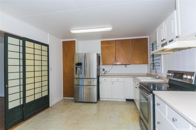 Building Photo - 730 6th Ave