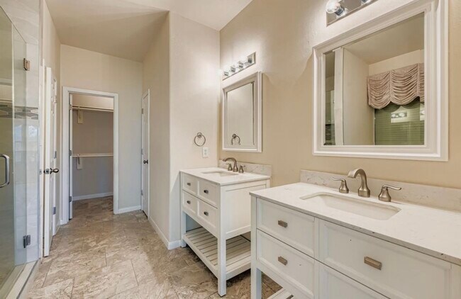 Building Photo - 7503 Boxwood Ridge Ln