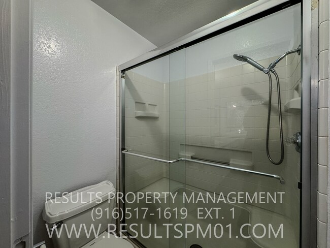 Building Photo - Fresh Clean & Upgraded 3 Bedroom in Rocklin!