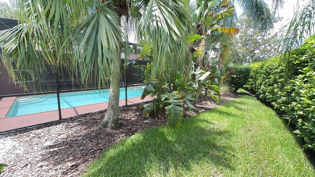 Building Photo - For Rent: A dazzling 5-bedroom, 3-bathroom...