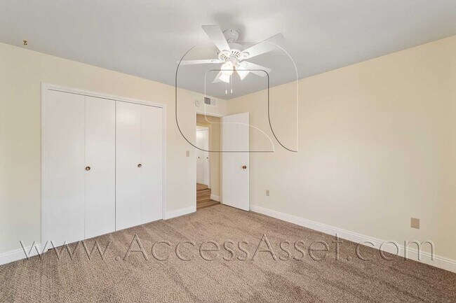 Building Photo - Gorgeous 3 Bed/2 Bath Home In Menifee Civic 55+ Community!