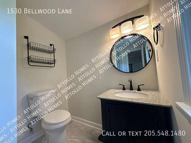 Building Photo - 1530 Bellwood Ln