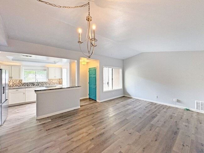 Building Photo - SD: Comfortable 3BD/2BA Home in Oceanside with Community Pool, 2-Car Garage & Walking Trails