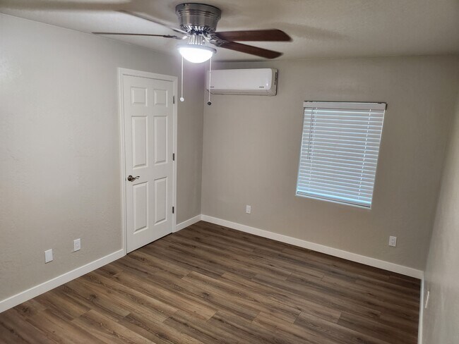 Building Photo - 17507 S Highland Ave