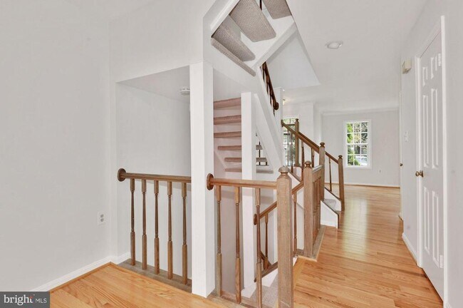 Building Photo - 11951 Sentinel Point Ct