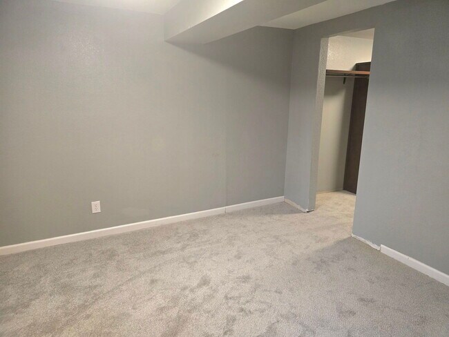 Building Photo - 109 Ely St