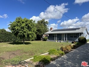 Building Photo - 13429 Cantara St