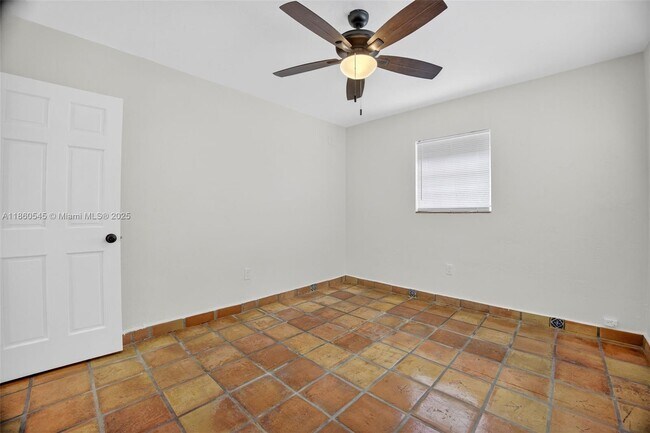 Building Photo - 7941 SW 37th Terrace