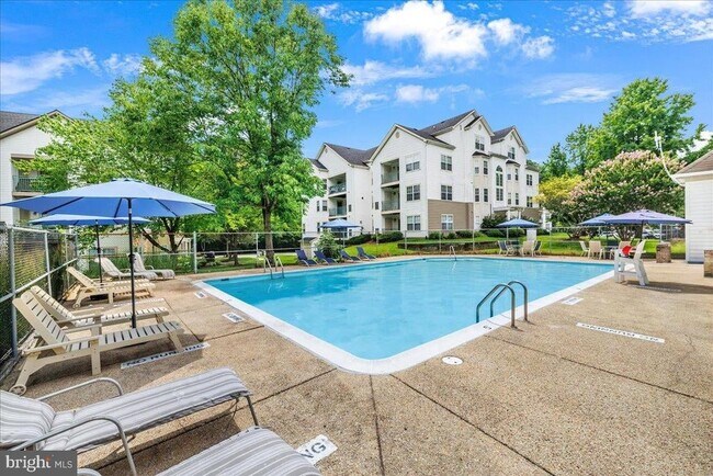 Building Photo - 15605 Everglade Ln