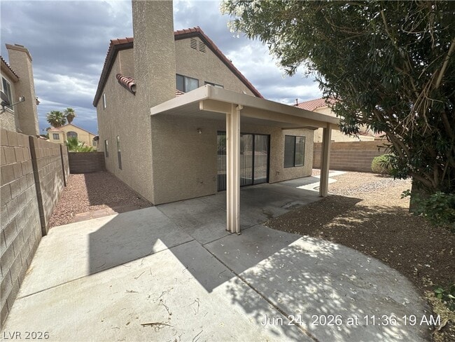 Building Photo - 127 Wynntry Dr