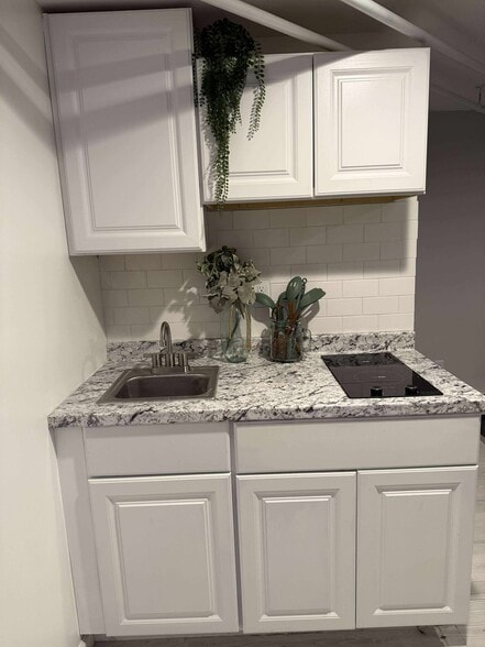 Building Photo - 265 Dunbar Hill Rd