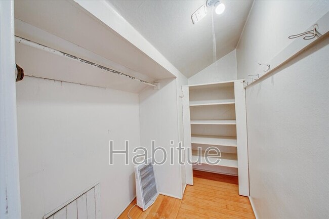 Building Photo - 1110 N 8th St