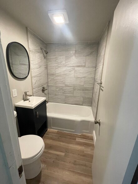 Building Photo - 2608 N 40th St