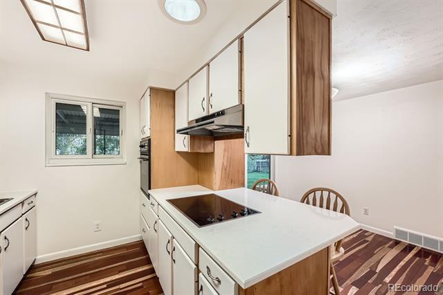Building Photo - 944 S Potomac Ct