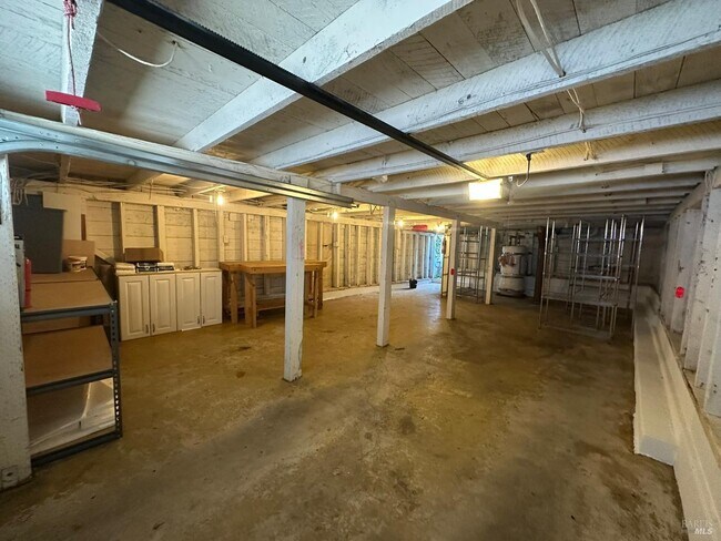 Building Photo - 519 Virginia St