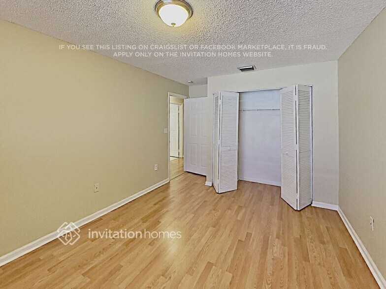 Building Photo - 20971 Vía Oleander