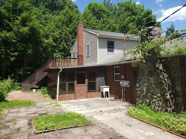 Building Photo - 12 Barbara Jean Dr