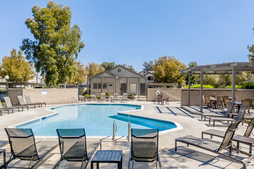 Shadow Canyon 3030 W Acacia Ave Hemet CA 92545 Apartment Finder