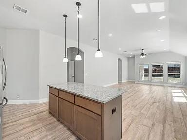 Building Photo - 3244 Southampton Dr