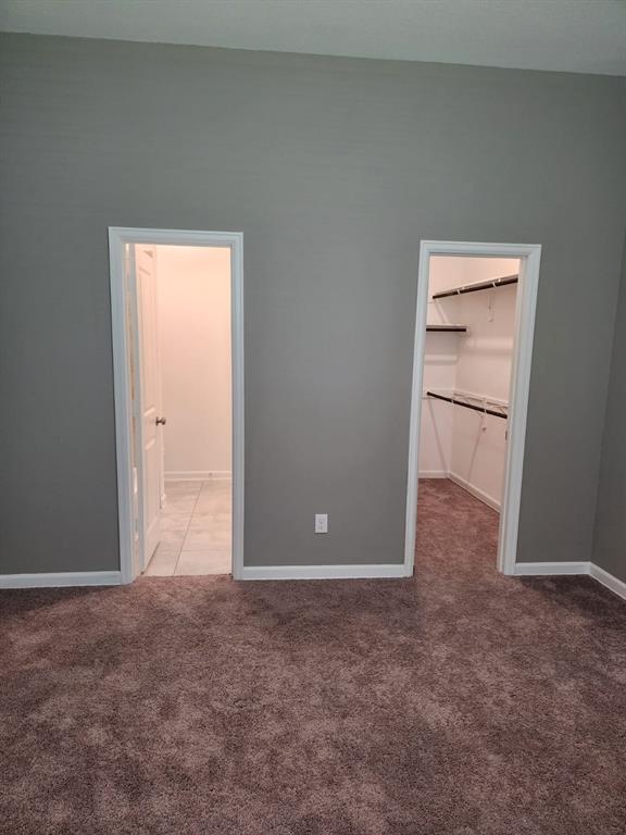 Building Photo - 5003 Twin Summit Dr