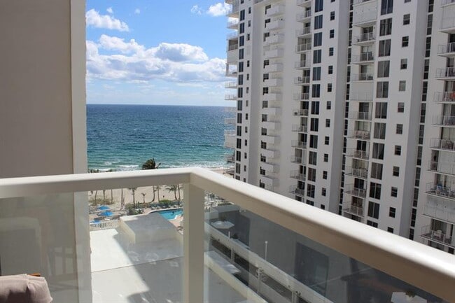 Primary Photo - 1000 S Ocean Blvd