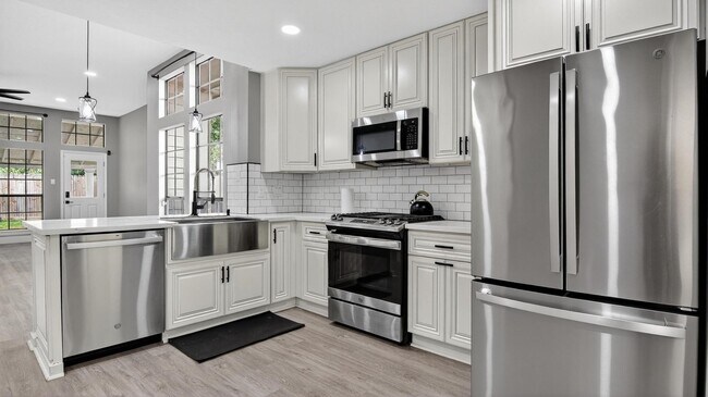 Primary Photo - 4935 Otter Peak Dr