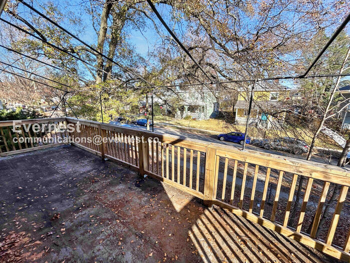 Building Photo - 3114 Barton Ave