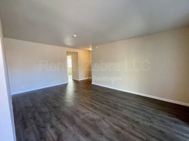 Building Photo - 233 Masters Ct