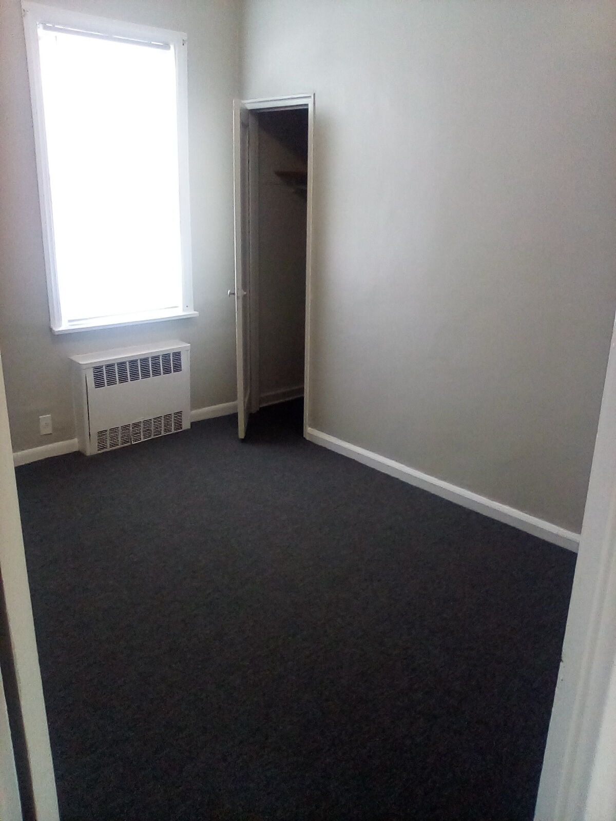 Building Photo - 626 Remsen Ave