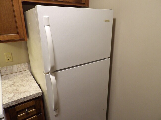 Building Photo - 434 Harrodswood Rd