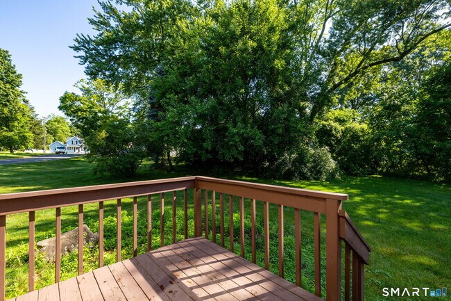Building Photo - 101 Cedar Hollow Dr