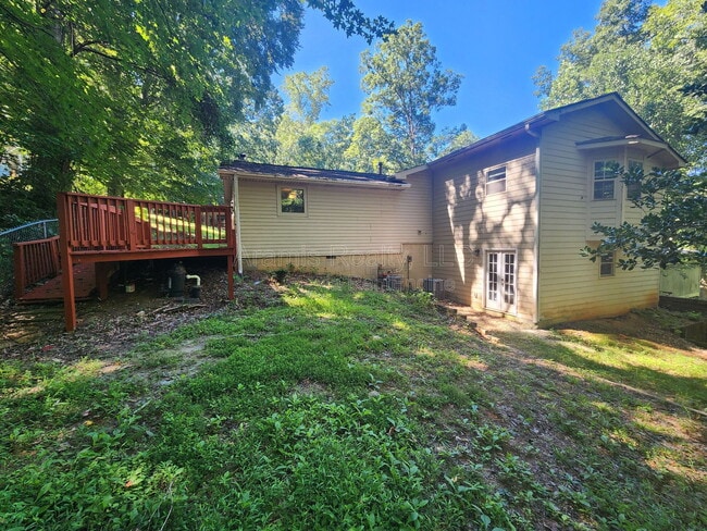 Building Photo - 3856 Cindy Dr