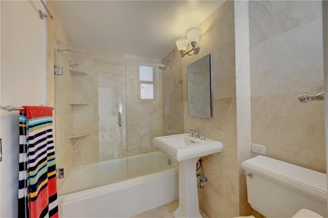 Building Photo - 345 N Fort Lauderdale Beach Blvd