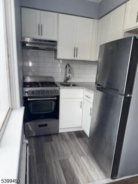 Building Photo - 117 W 3rd Ave